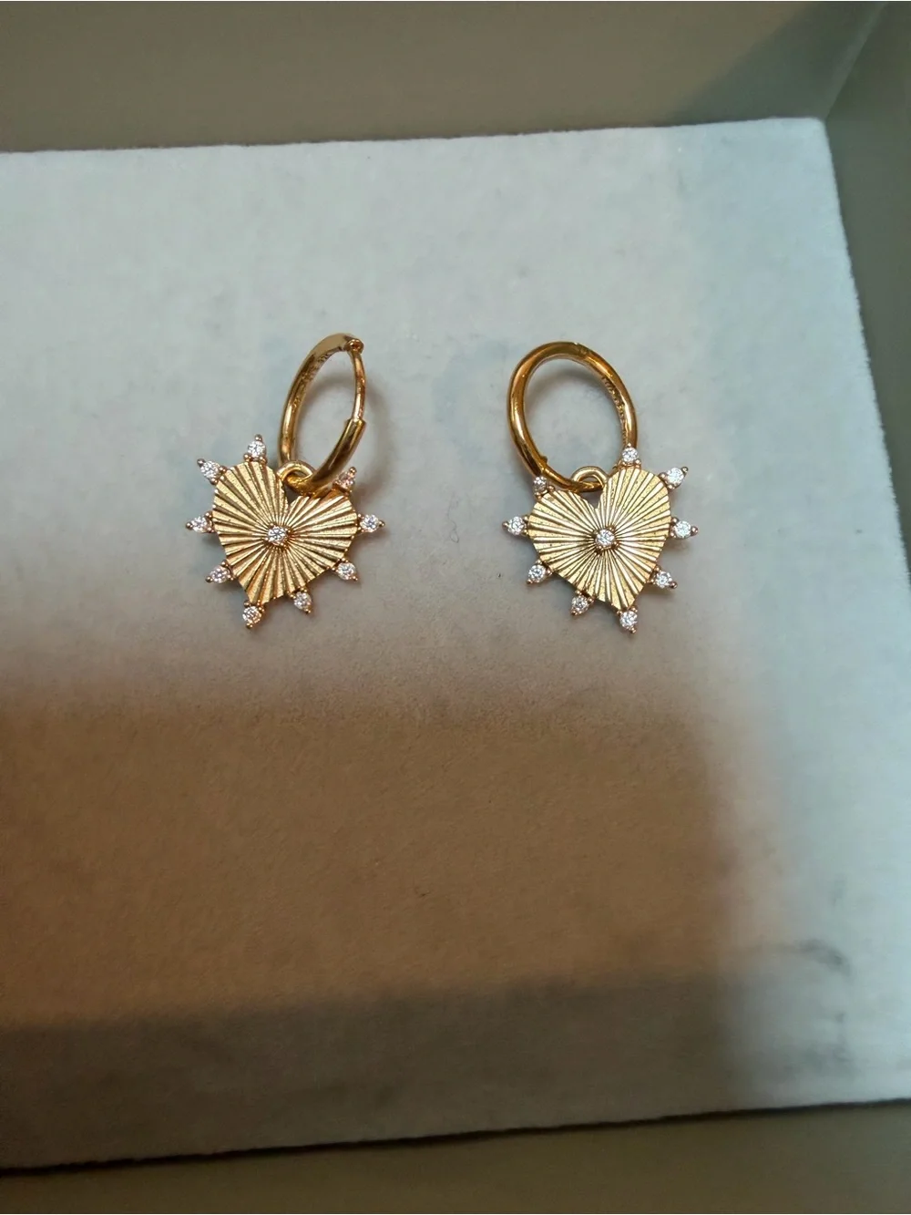 The Fete Gold Halo Heart Earrings